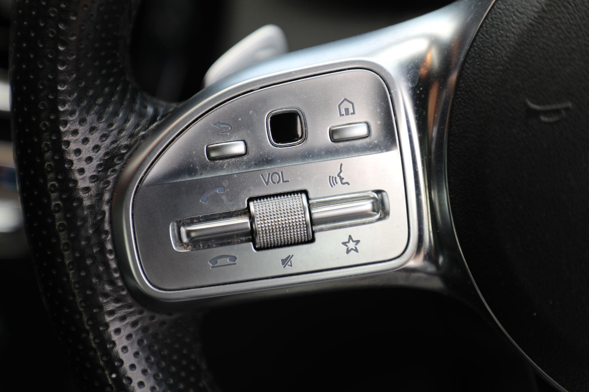 Large vehicle image